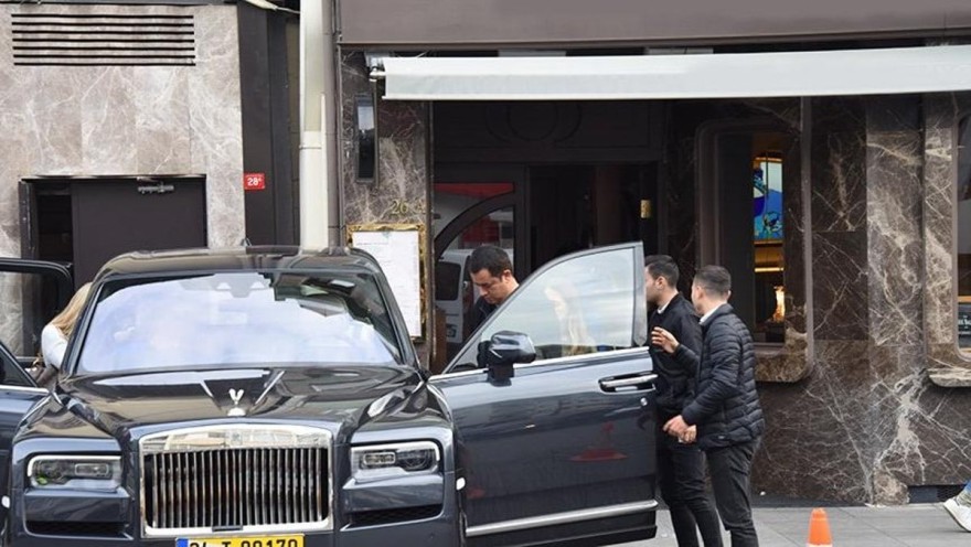 περιουσία Ατζουν Ιλιτζαλί αυτοκίνητο