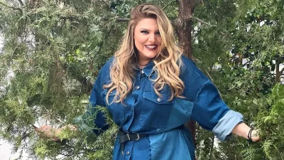 Με τεράστια βεράντα και θέα - Το φαντασμαγορικό σπίτι της Δανάης Μπάρκα