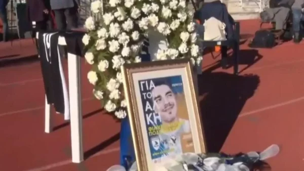 Δολοφονία 19χρονου Θεσσαλονίκη: «Να δώσω το χέρι στους δράστες και να...» - Συγκλονίζει ο πατέρας του