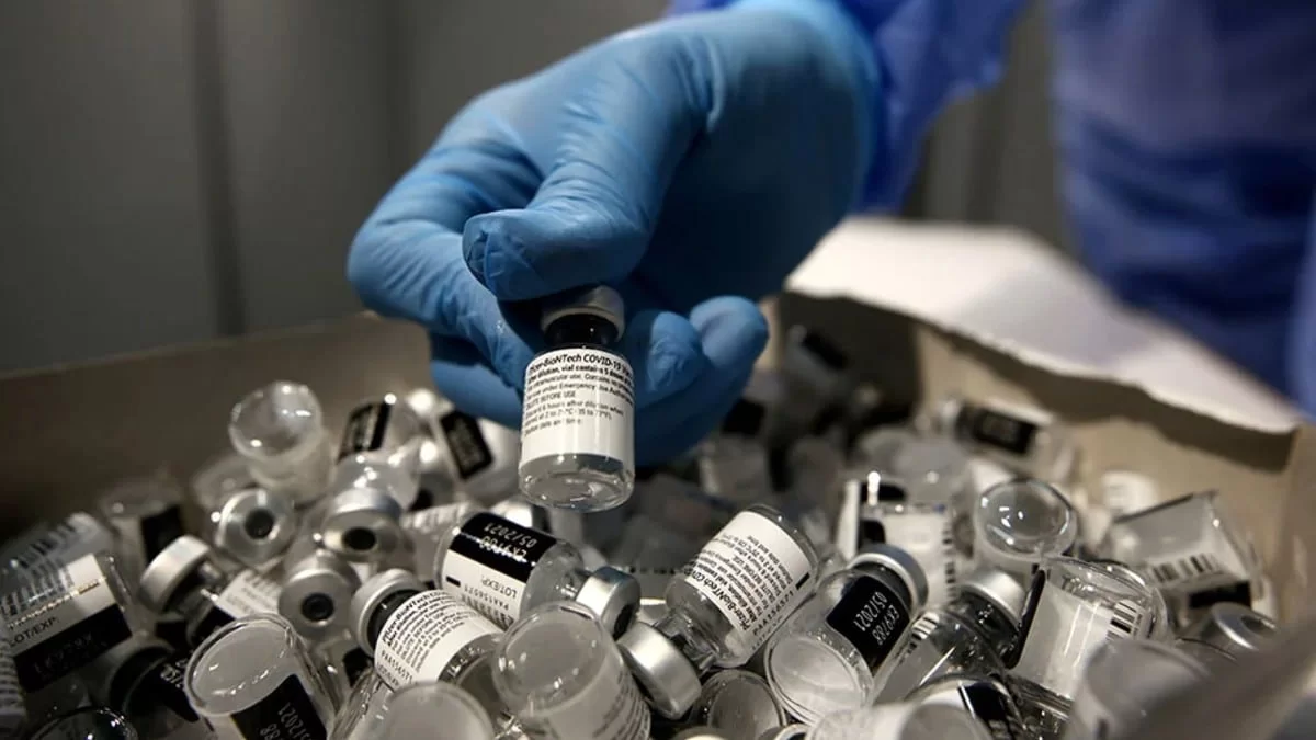 Κορωνοϊός: Ανοίγει την Τρίτη (1/3) η πλατφόρμα για το εμβόλιο της Novavax