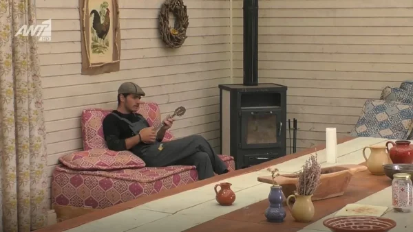 Φάρμα 2: "Σκοτώθηκαν" στην Φάρμα Κουτσαβάκης και Μαρία - «Σκ@σε επιτέλους, σκ@σε»