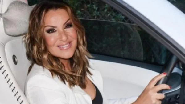 Άκρως ανανεωμένη η Ναταλία Γερμανού - Η εντυπωσιακή αλλαγή στα μαλλιά της