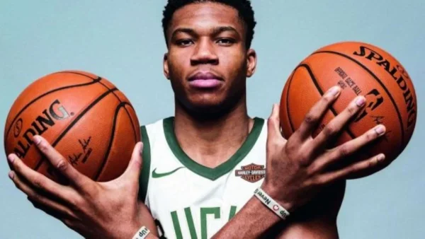 Στιγμές ευτυχίας για τον Γιάννη Αντετοκούνμπο - Τι συνέβη;