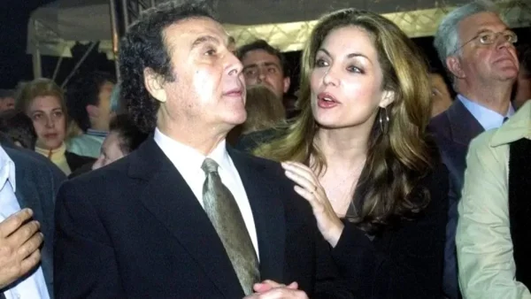 «Ράγισε» καρδιές η Άντζελα Γκερέκου - Η συγκινητική φωτογραφία της με τον Τόλη Βοσκόπουλο