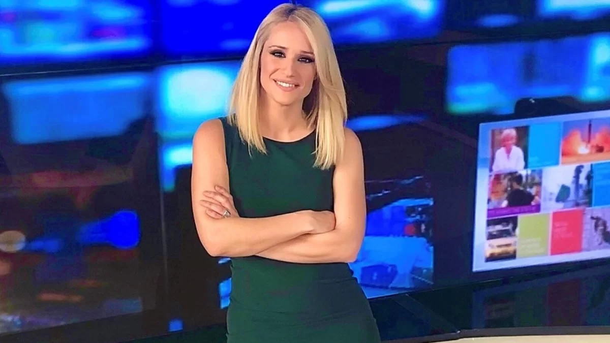 Κατερίνα Παναγοπούλου: Δημοσίευσε φωτογραφία από την παιδική της ηλικία - Κατάξανθη και με γλυκό χαμόγελο