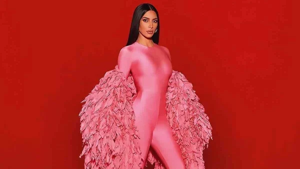 Be my Valentine: Τα πιο οικονομικά κόκκινα fashion items για τις 14 Φεβρουαρίου