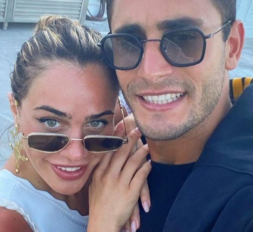 Κόνι Μεταξά - Μάριος Καπότσης