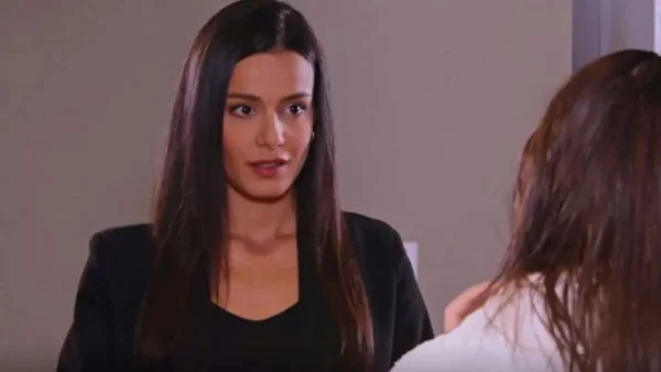 Μόλις Χθες: Η Λουίζα υποπτεύεται τον Σπύρο αλλά δεν μπορεί να το αποδείξει