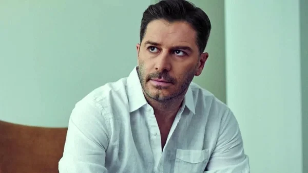 "Τι έχει να φοβηθεί;" - Η σπόντα του Αλέξανδρου Μπουρδούμη στο Σάκη Ρουβά μετά τις δηλώσεις για τον Λιγνάδη