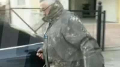 Στάθης Παναγιωτόπουλος: Καρέ - καρέ η στιγμή που φεύγει από το σπίτι του λίγο πριν την δίκη