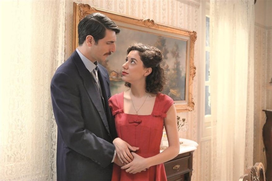 Πηνελόπη Μελέτης Άγριες Μέλισσες