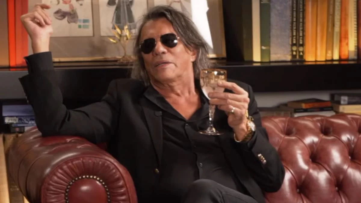 Ηλίας Ψινάκης: Η ''συγκλονιστική'' αποκάλυψη για τον Βλάση Μπονάτσο - «Τότε έμενε...»