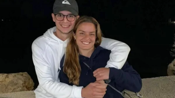 Στο νοσοκομείο η Μαρία Σάκκαρη - Στο πλευρό της ο Κωνσταντίνος Μητσοτάκης