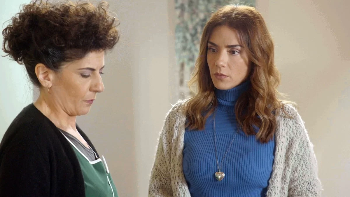 Σε Ξένα Χέρια: Η Διώνη προσπαθεί να χωνέψει το νέο του διαζυγίου