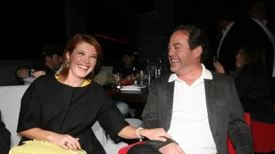 Εξομολογείται ο γιος του Πάριου σε σπάνια συνέντευξη - "Θυμάμαι σκηνικά"