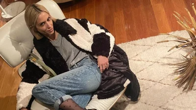 Τεράστιο με ξύλινα πατώματα - Νεανικό και στιλάτο το σπίτι της Σοφίας Καρβέλα στην Αμερική