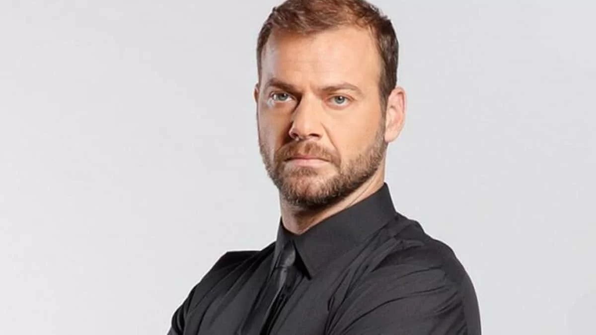 Η τελευταία ώρα: Ο Μάρκος είναι αποφασισμένος να κερδίσει ξανά την Έλλη