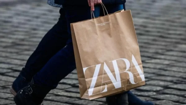 Στα Zara θα βρεις το πιο chic λιλά πουκάμισο - Κοστίζει μόνο 5,99 ευρώ
