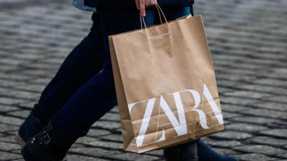 Στα Zara θα βρεις το πιο chic λιλά πουκάμισο - Κοστίζει μόνο 5,99 ευρώ