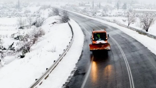 Καιρός 20/3: Χιόνια και βροχές στην Αττική