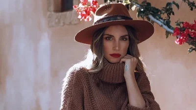 Μοιάζουν σαν δυο σταγόνες νερό - Αυτός είναι ο γοητευτικός πατέρας της Αθηνάς Οικονομάκου