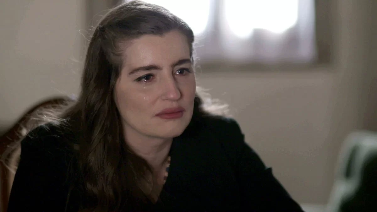 Άγριες Μέλισσες: Η Ελένη καταστρώνει ένα παράτολμο σχέδιο