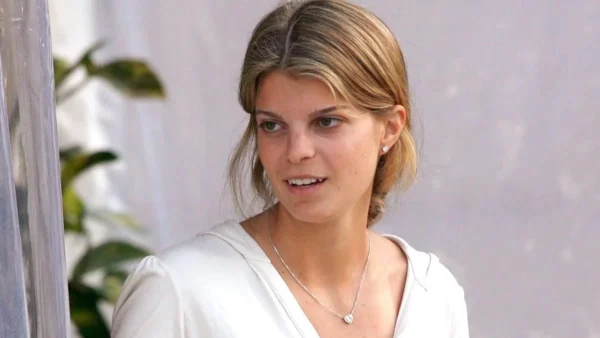 Δεν δουλεύει αλλά έχει νέα έσοδα πέρα από την κληρονομιά - Από που βγάζει σήμερα λεφτά η Αθηνά Ωνάση