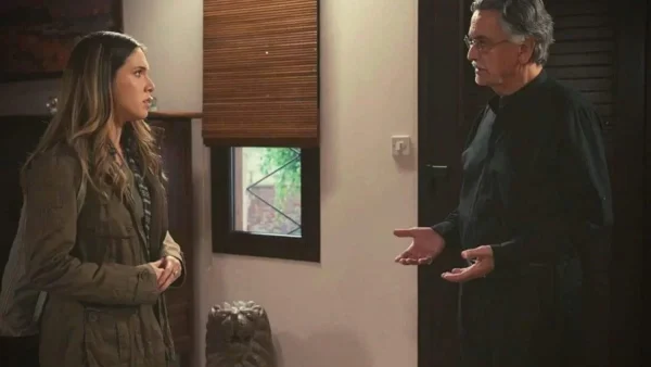 Γη της Ελιάς: Μέγα Spoiler - Στα μαχαίρια Ισίδωρος και Μυρτάλη για την περιουσία