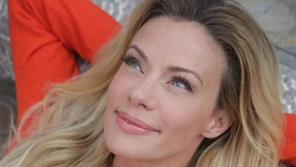 «Δυστυχώς δεν είναι...» - Χαμός με την ανάρτηση της Ζέτας Μακρυπούλια