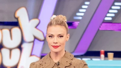 Κοστίζει 750 ευρώ και το φόρεσε η Ζέτα Μακρυπούλια - Το φόρεμα που προκάλεσε χαμό στον ΑΝΤ1