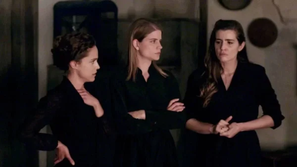 Άγριες Μέλισσες: Έρχονται τα πάνω κάτω - Φοβάται ο Ακύλας τον Θανασάκη;