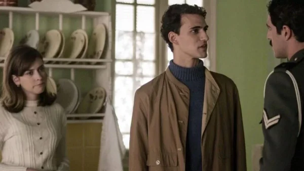 Άγριες Μέλισσες: Θα πληρώσει ο Θανασάκης τις επιλογές του; - Είναι μπλεγμένος για τα καλά