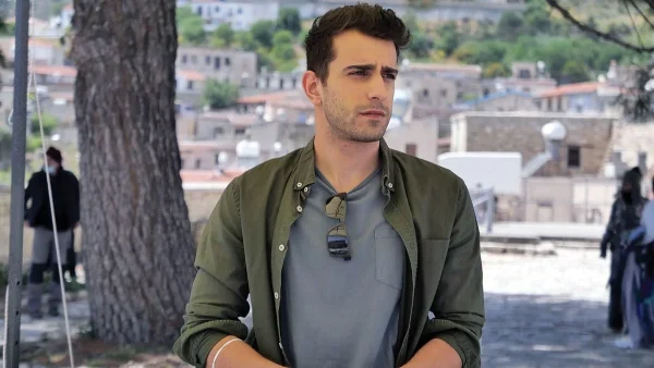 Γη της Ελιάς - σούπερ αποκλειστικό: Ο Αλέξης δολοφονεί τον...