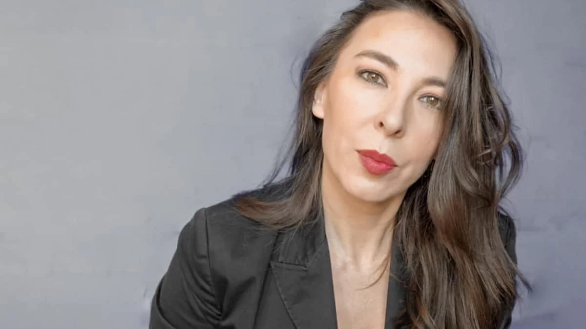 Αλίκη Κατσαβού: «Άφησε μια ζωγραφιά στο μνήμα..» - ''Ραγίζει'' καρδιές η κίνηση του μικρού Φοίβου Βουτσά