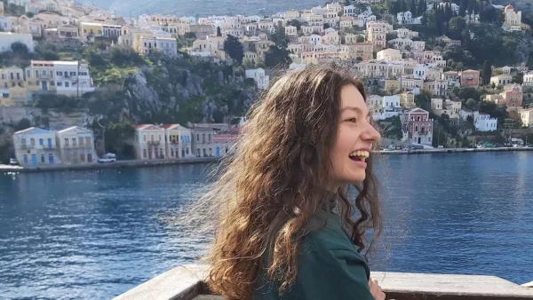 Eurovision 2022: Η Αμάντα Γεωργιάδη παρουσιάζει το τραγούδι που θα εκπροσωπήσει την Ελλάδα