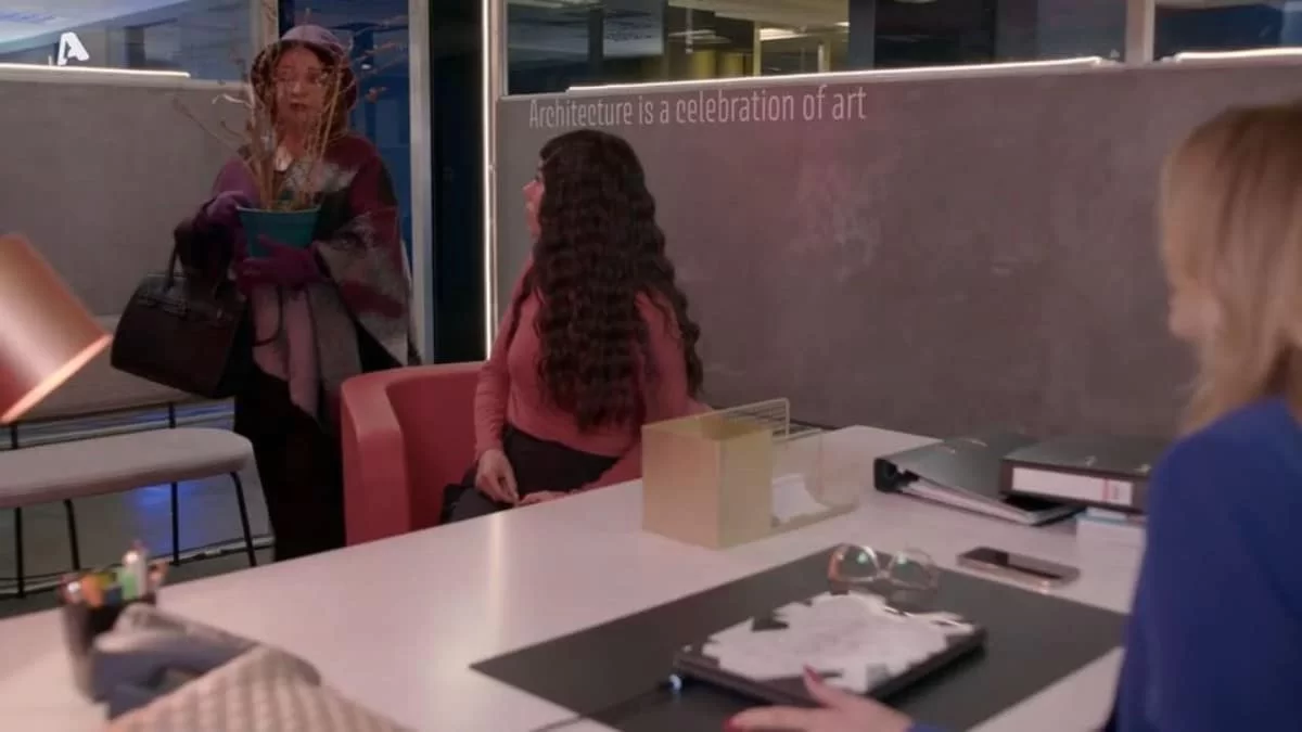 Άσε μας ρε Μαμά: Η Όλγα «βάζει πάγο» στον Σωτήρη, που νομίζει ότι την απατάει