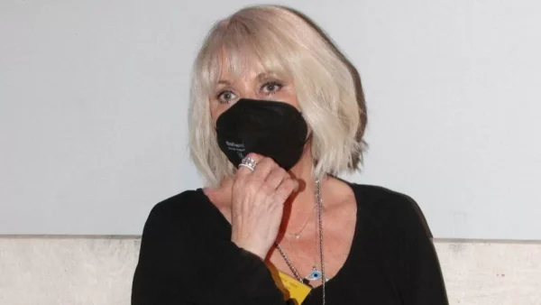 «Κλαίω γοερά...» - Συντετριμμένη η Ρούλα Κορομηλά