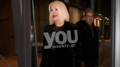 Έχει τεράστια πισίνα και λευκά έπιπλα - Το αρχοντικό σπίτι της Ρούλας Κορομηλά