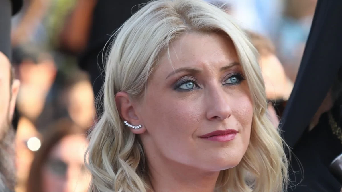 Γεννήθηκε και μεγάλωσε στην.... - Η αλήθεια για την καταγωγή της Σίας Κοσιώνη