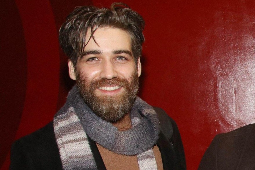 Ο ηθοποιός που μπαίνει στον Σασμό και ερωτεύεται η Αργυρώ