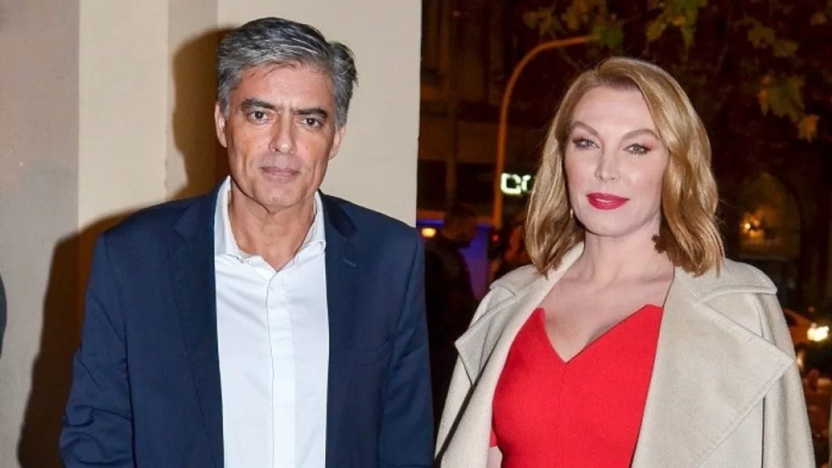 Ήταν 3 χρόνια παντρεμένος πριν την Στεφανίδου - Ξανθιά δημοσιογράφος η πρώην σύζυγος του Ευαγγελάτου