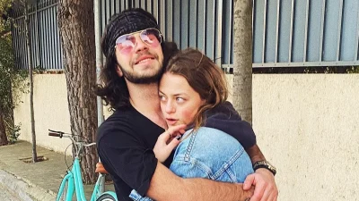 Γαλανομάτα και με κορμί μοντέλου η αδερφή της Γαίας Μερκούρη και "κουνιάδα" του Άγγελου Λάτσιου