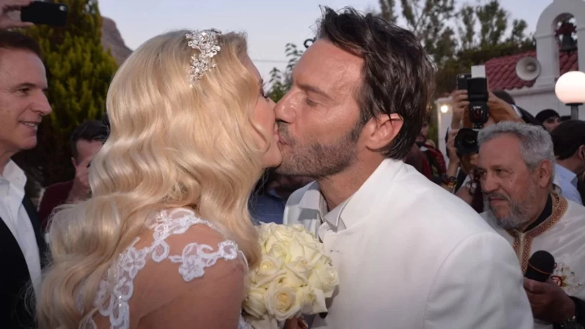 Πασίγνωστη ηθοποιός: Η σύζυγος του Στράτου Τζώρτζογλου πριν την Μαριόλα - Έχουν μαζί ένα παιδί