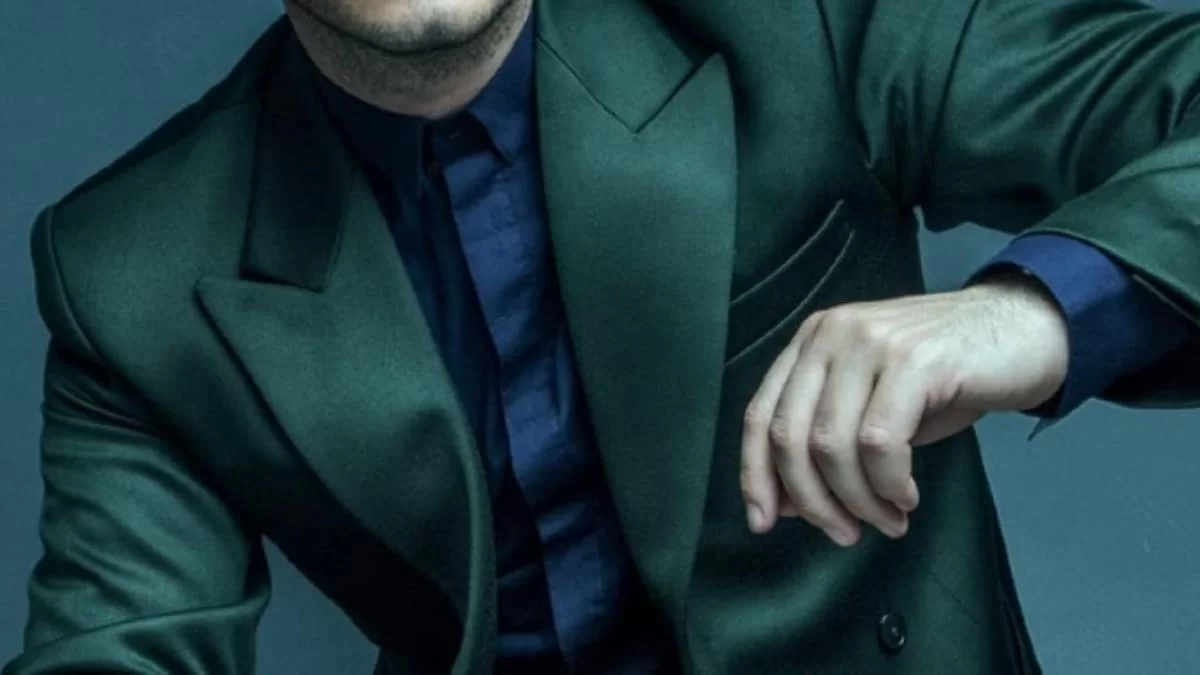 Αποκάλυψε για πρώτη φορά πως είναι gay - Η εξομολόγηση γνωστού Έλληνα τραγουδιστή