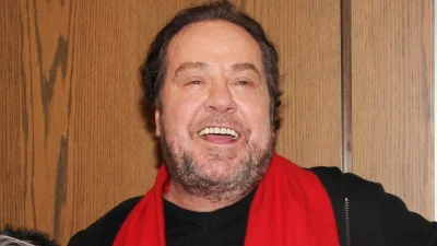 Σπάνιες φωτογραφίες - Αυτές είναι οι 2 από τις 3 αδερφές του Γιάννη Πάριου