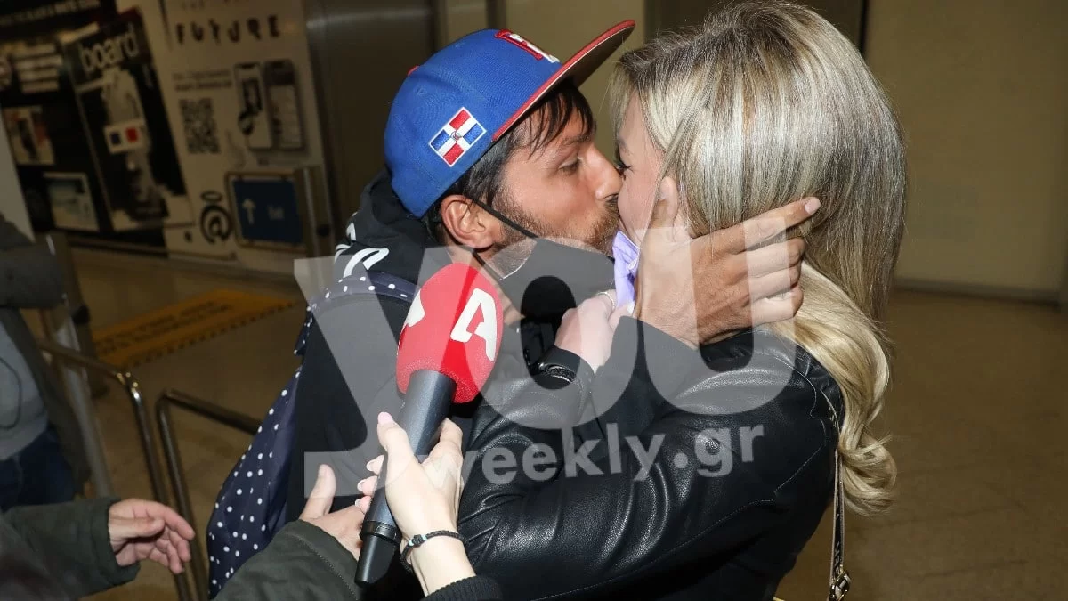 Survivor 5: Επέστρεψε στην Ελλάδα ο Γιάννης Τσολάκης - Το παθιασμένο φιλί στην σύντροφό του, Κατερίνα