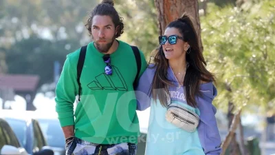 Γιώργος Κορόμι: Χέρι χέρι με την σύντροφό του, Τίνα, σε βόλτα στην Γλυφάδα - Αποκλειστικές φωτογραφίες