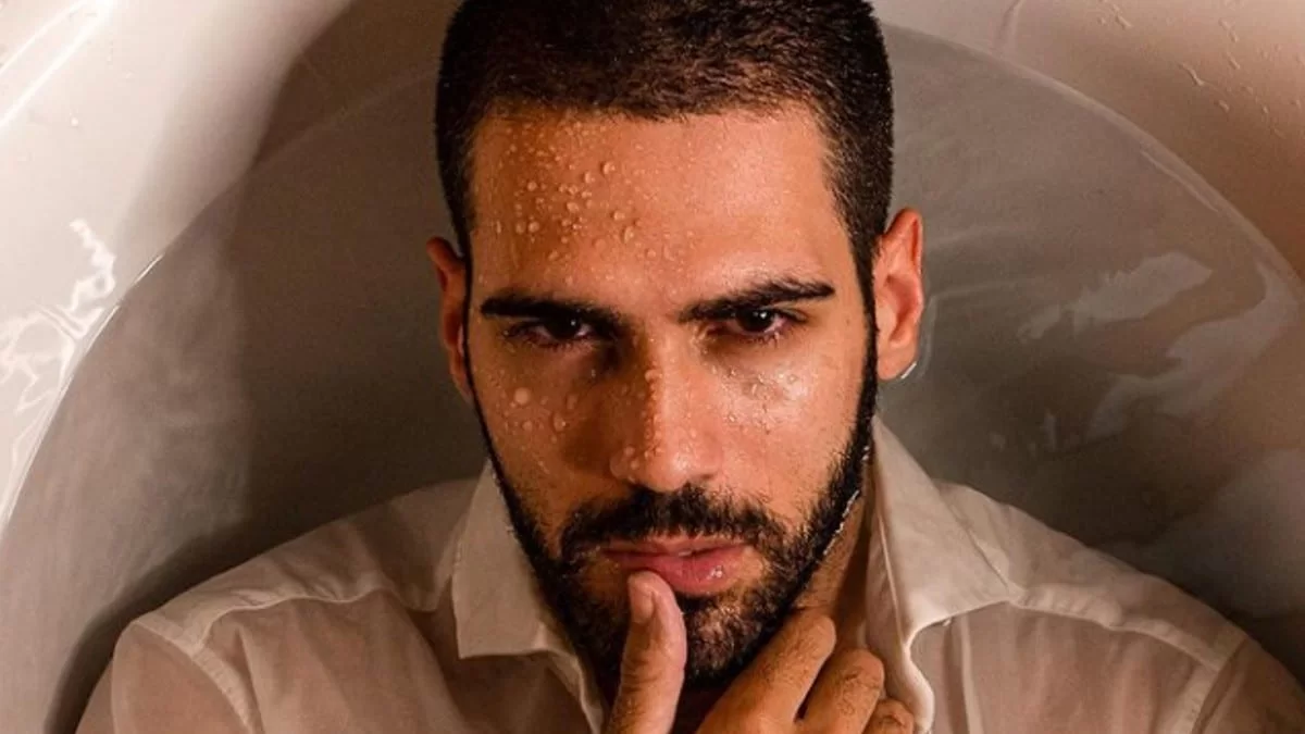 Σπύρος Νικολαίδης: Γενέθλια για τον πρωταγωνιστή της Γης της Ελίας - Η φωτογραφία με την εντυπωσιακή τούρτα