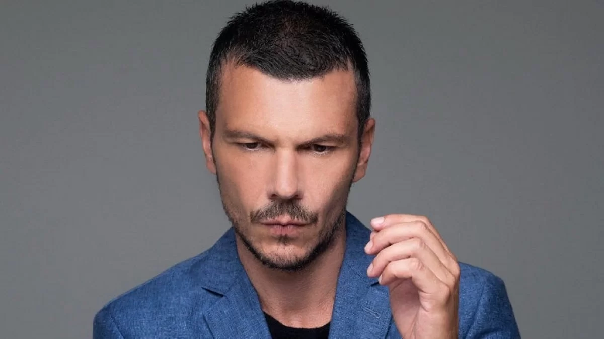 Ο γιος του μεγάλωσε αρκετά - Η νέα φωτογραφία του Ιωάννη Παπαζήση με τον γιο του