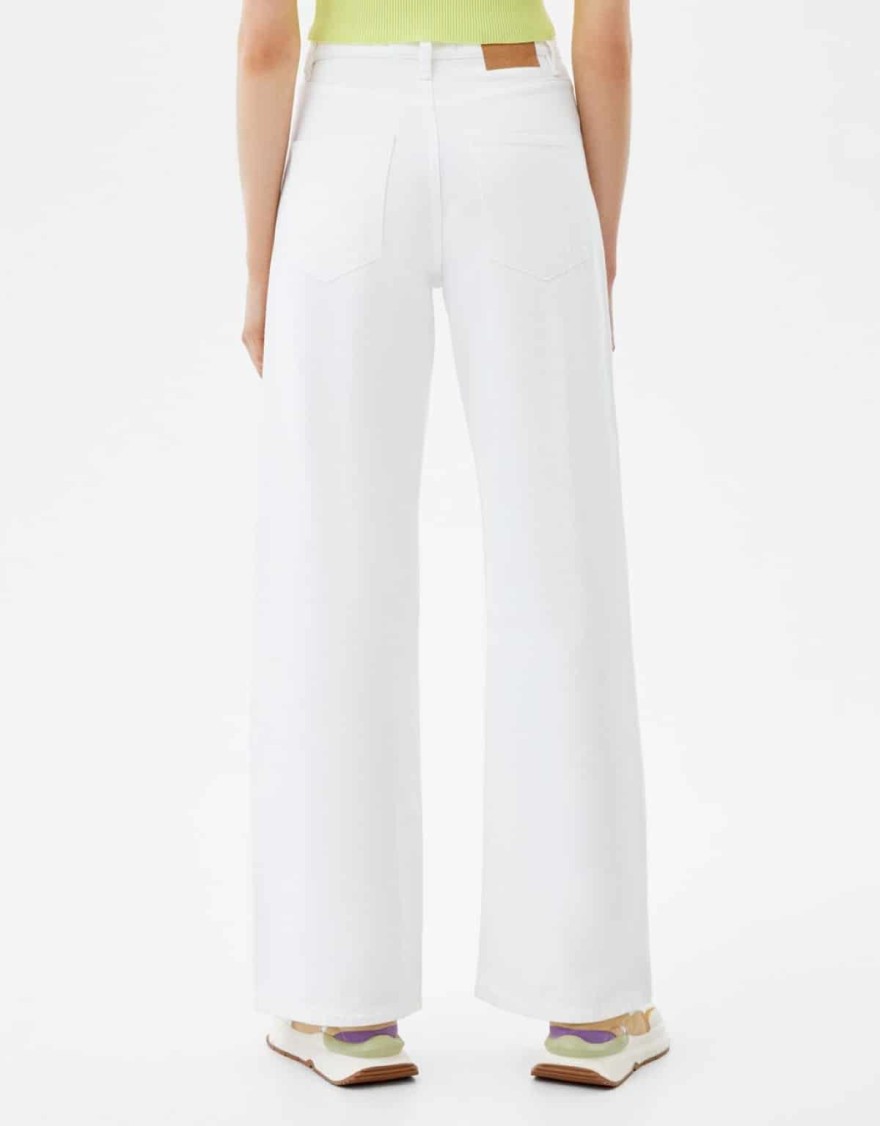 Παντελόνι από τα Bershka